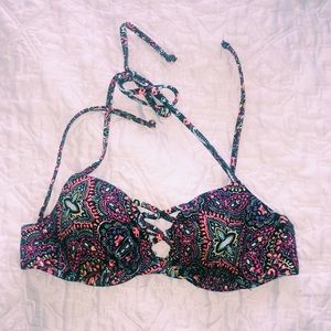 Hollister colorful bikini top, size XS